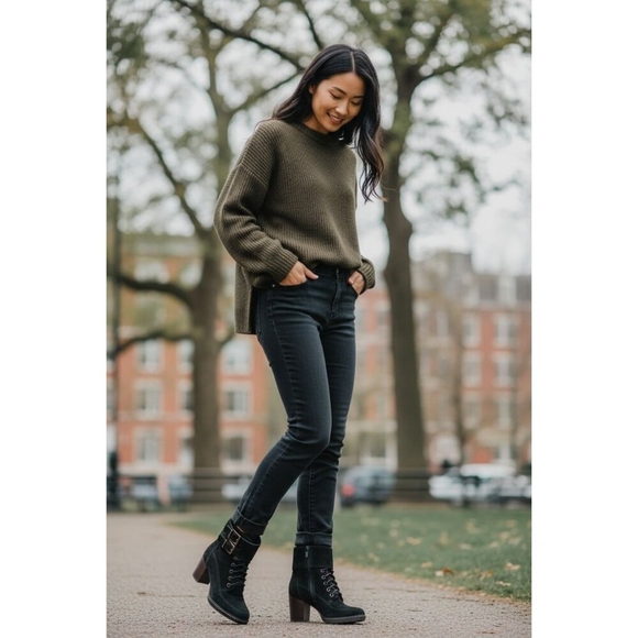 AQUATALIA Suede Lace-Up Buckle Platform Ankle Boots 6 - Picture 16 of 16